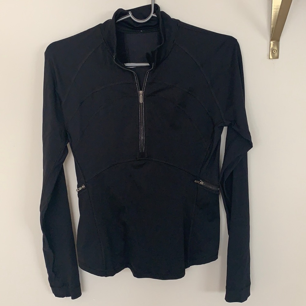 Lululemon black pullover